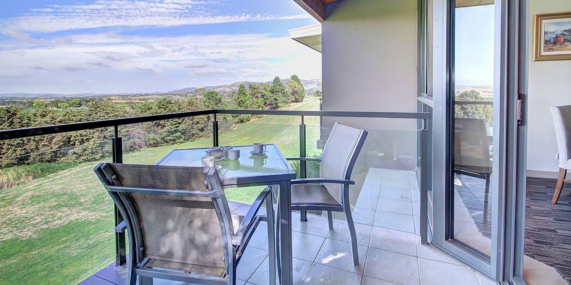 Balgownie Estate Yarra Valley Yarra Glen Esterno foto A balcony